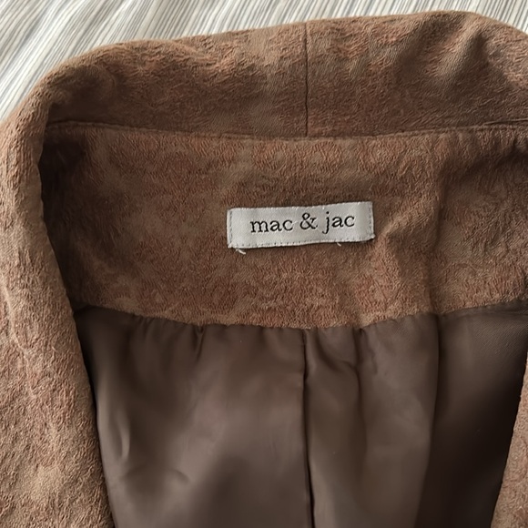 Vintage Mac & Jac suit jacket and skirt - cutest details. Timeless! - Picture 2 of 7